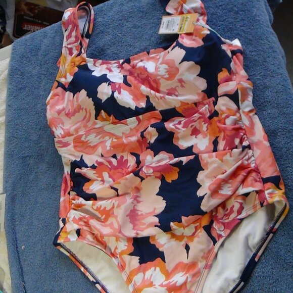 Kona Sol Full Cov Floral Raffle Sleeve Tummy Control One Piece Swimsuit 14 - 22 - Picture 5 of 14